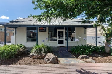 40 Torrens Street Victor Harbor SA 5211 - Image 1