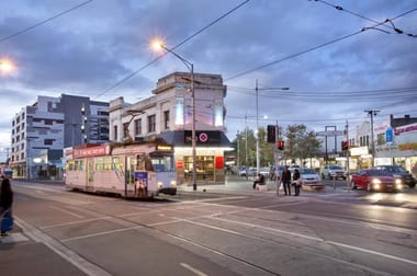 7 Paisley Street Footscray VIC 3011 - Image 2