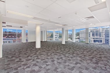 4.01/7 Oaks Avenue Dee Why NSW 2099 - Image 2