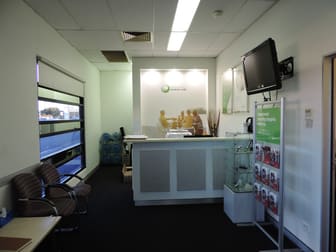 11/235 Musgrave Street Berserker QLD 4701 - Image 3