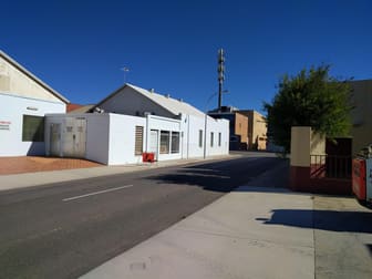 18 Chapman Road Geraldton WA 6530 - Image 2