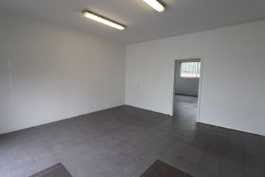 16 Brendan Drive Nerang QLD 4211 - Image 2