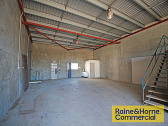 2/2 Kenworth Place Brendale QLD 4500 - Image 1