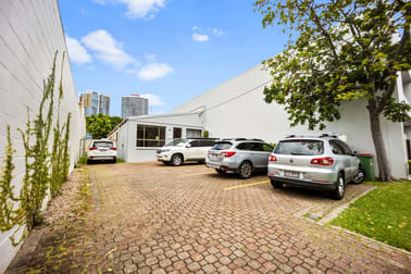 6 BAY STREET Southport QLD 4215 - Image 2