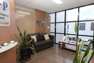 Suite 2 un/3 Torca Terrace Mornington VIC 3931 - Image 3