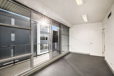 1301/4 Daydream Street Warriewood NSW 2102 - Image 2