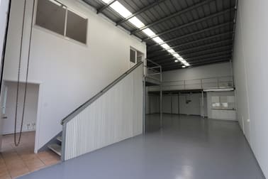 2/22 Hutchinson Street Burleigh Heads QLD 4220 - Image 3