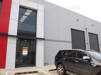 Unit 2/1 Latchford Street Cranbourne West VIC 3977 - Image 2