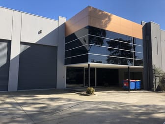 2 Royan Place Bayswater VIC 3153 - Image 1