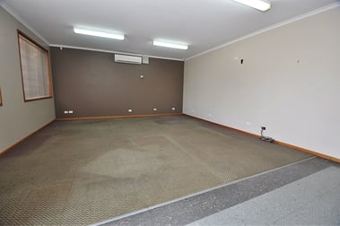 2/35-39 Howard Street Epsom VIC 3551 - Image 2