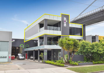 2/210 Lorimer Street Port Melbourne VIC 3207 - Image 1