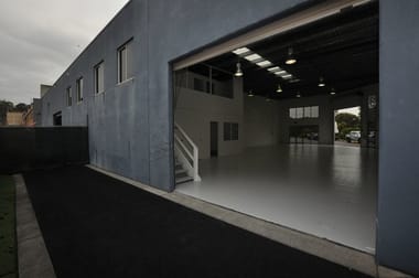 Unit 4/17-19 Crown Court Varsity Lakes QLD 4227 - Image 3