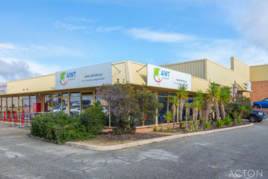 2&3/19 Kent Way Malaga WA 6090 - Image 1