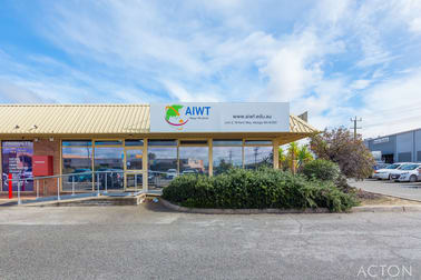 2&3/19 Kent Way Malaga WA 6090 - Image 2