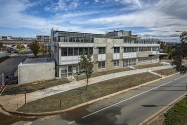 Level 1 Unit 2/5 Fussell Lane Gungahlin ACT 2912 - Image 2