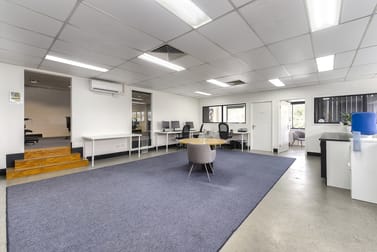 1/44 Leonard Street Woolloongabba QLD 4102 - Image 3