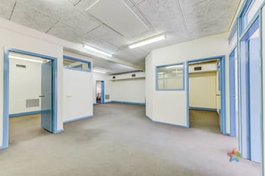 1/411 Peel Street Tamworth NSW 2340 - Image 2
