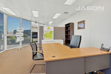 3/19 Lindaway Place Tullamarine VIC 3043 - Image 3
