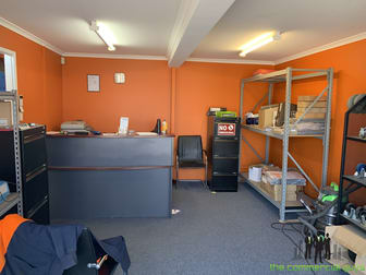 2/9 Lear Jet Drive Caboolture QLD 4510 - Image 2