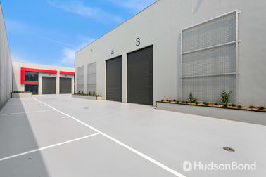 3/7 Oban Road Ringwood VIC 3134 - Image 2