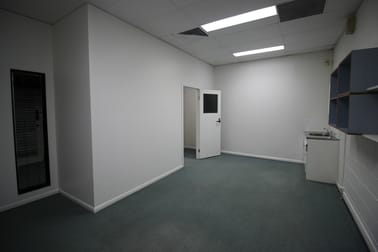 F2/12-14 Lake Street Cairns City QLD 4870 - Image 3