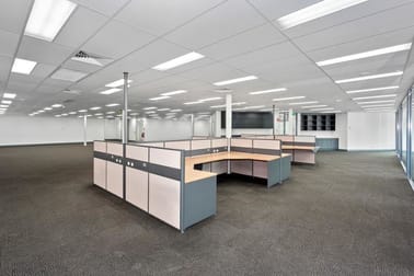 Ground/65 Fennell Street Port Melbourne VIC 3207 - Image 2