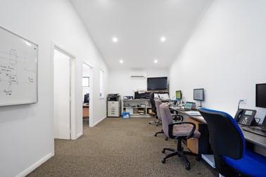 5 Woodford Place Thornton NSW 2322 - Image 3