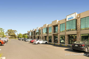 27/328 Reserve Road Cheltenham VIC 3192 - Image 3