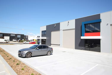 9/16 Carbine Way Mornington VIC 3931 - Image 2