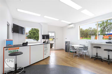 Units 2, 3 & 4/18 Monro Avenue Kirrawee NSW 2232 - Image 2