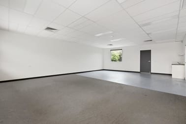 13 Walkers Road Nunawading VIC 3131 - Image 2