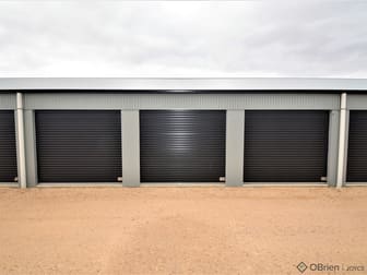 Click to view all images 9-13 Sinclair Drive Wangaratta VIC 3677 - Image 3