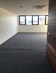 16 Waygoose Street Kingston ACT 2604 - Image 3