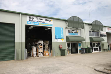 2/70 Andrew Street Wynnum QLD 4178 - Image 2