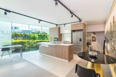 1/301 Main Street Kangaroo Point QLD 4169 - Image 3