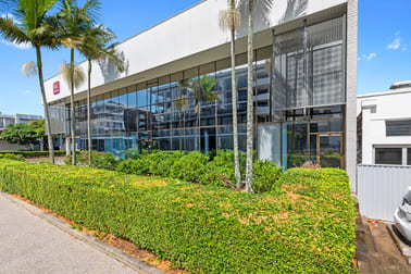 7/63 Bay Terrace Wynnum QLD 4178 - Image 1