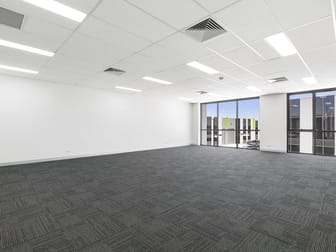 5/125 Rooks Road Nunawading VIC 3131 - Image 2