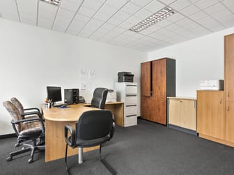 16/3 Westside Avenue Port Melbourne VIC 3207 - Image 3