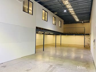 31 Longview Court Thomastown VIC 3074 - Image 2