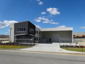 4 Darlot Rd Landsdale WA 6065 - Image 1