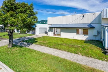 1/220 Hartley Street Bungalow QLD 4870 - Image 2