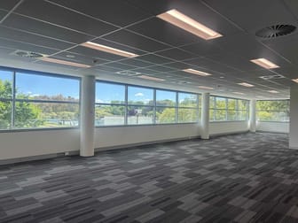 Click to view all images 70 Kent Street Deakin ACT 2600 - Image 2