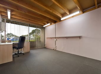 4/92 Watt Road Mornington VIC 3931 - Image 2