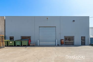 8 Fourth Avenue Sunshine VIC 3020 - Image 1