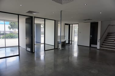 149 Paramount Boulevard Derrimut VIC 3026 - Image 2