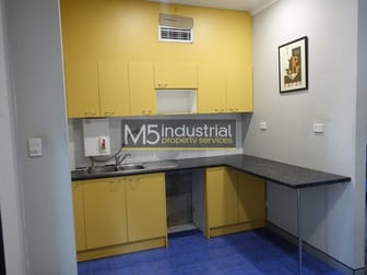 22/105A Vanessa Street Kingsgrove NSW 2208 - Image 2