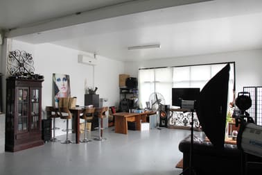1/91 West Burleigh Road Burleigh Heads QLD 4220 - Image 2
