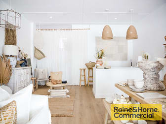 2/74 Ward Street Sandgate QLD 4017 - Image 3