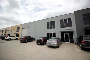 11/21 Barry Street Bayswater VIC 3153 - Image 2