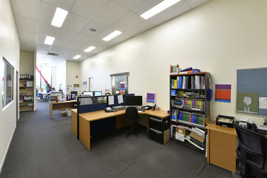 20 Fiveways Boulevard Keysborough VIC 3173 - Image 3